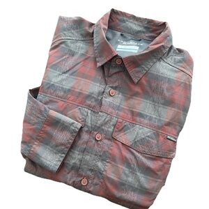 Columbia Shirt Mens SMALL Size S Plaid Omni-Shade Long Sleeve Roll-Tab XM1181
